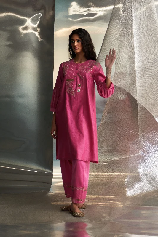 Misr Embroidered Kurta With Heavy Booti Set