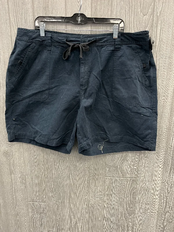 Shorts By St Johns Bay In Black, Size: 20w